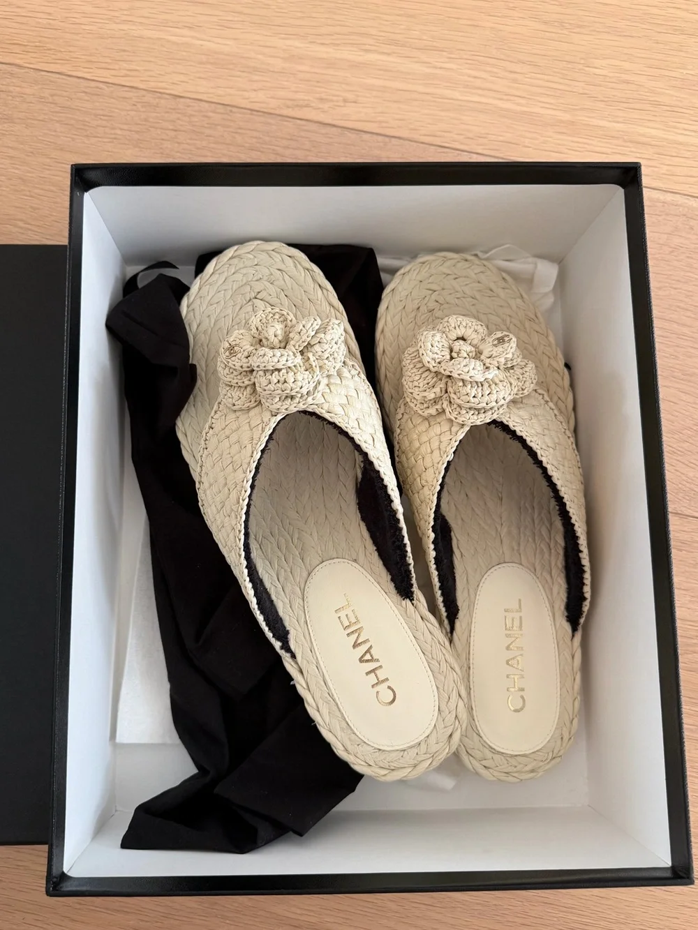 Chanel 2023 Interlocking CC Logo Espadrilles Women's Size: 10 | IT 40 NWT IN BOX